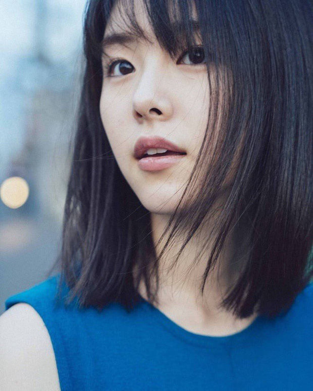 Mỹ nhân lấn át Song Joong Ki trên naver hoá ra là ngọc nữ màn ảnh Jbiz