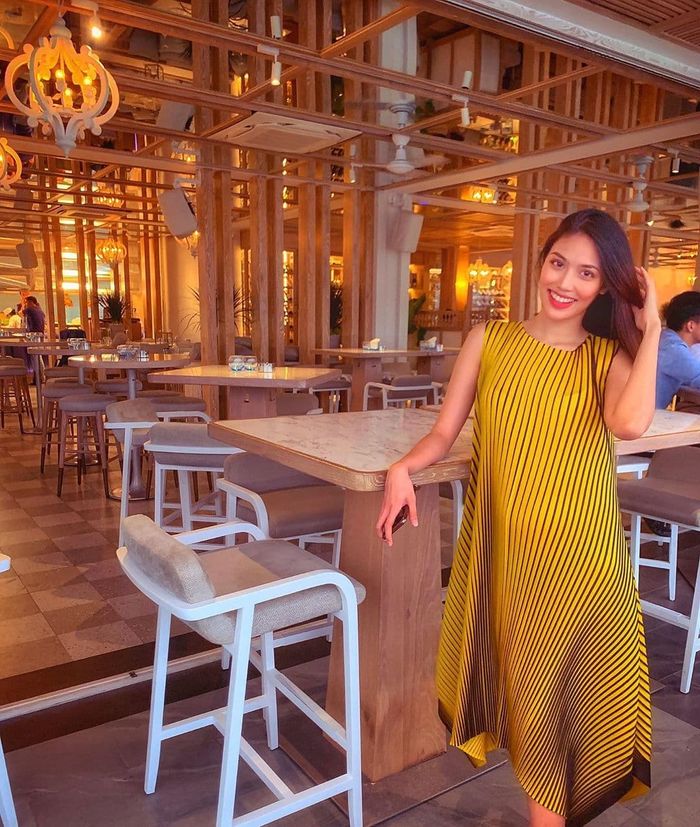Nam Em - Quốc Bảo tình tứ, Thu Minh lần đầu khoe ảnh cưới ở Hà Lan