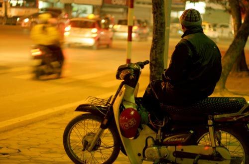 Nam sinh chạy xe ôm công nghệ bị sát hại, đừng ham giá cao mà chạy