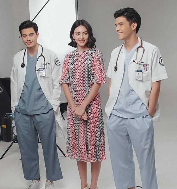 Nam thần Tuổi nổi loạn sau 6 năm: Peach đau khổ bị bạn gái cắm sừng