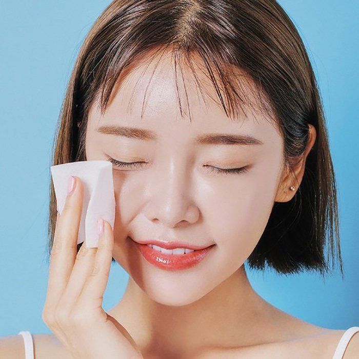 Tẩy trang đều đặn, đúng cách là tha hồ makeup, mụn chẳng mọc nổi