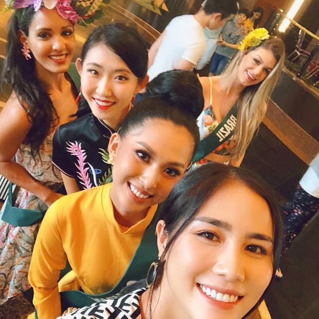 Ngọc Trinh nhận nút vàng Youtube, Đen Vâu thị phạm cách chăn nuôi lợn