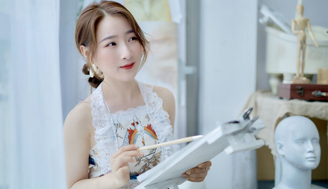 Nhân tướng học: Phụ nữ lông mi càng dài thì hậu vận càng viên mãn