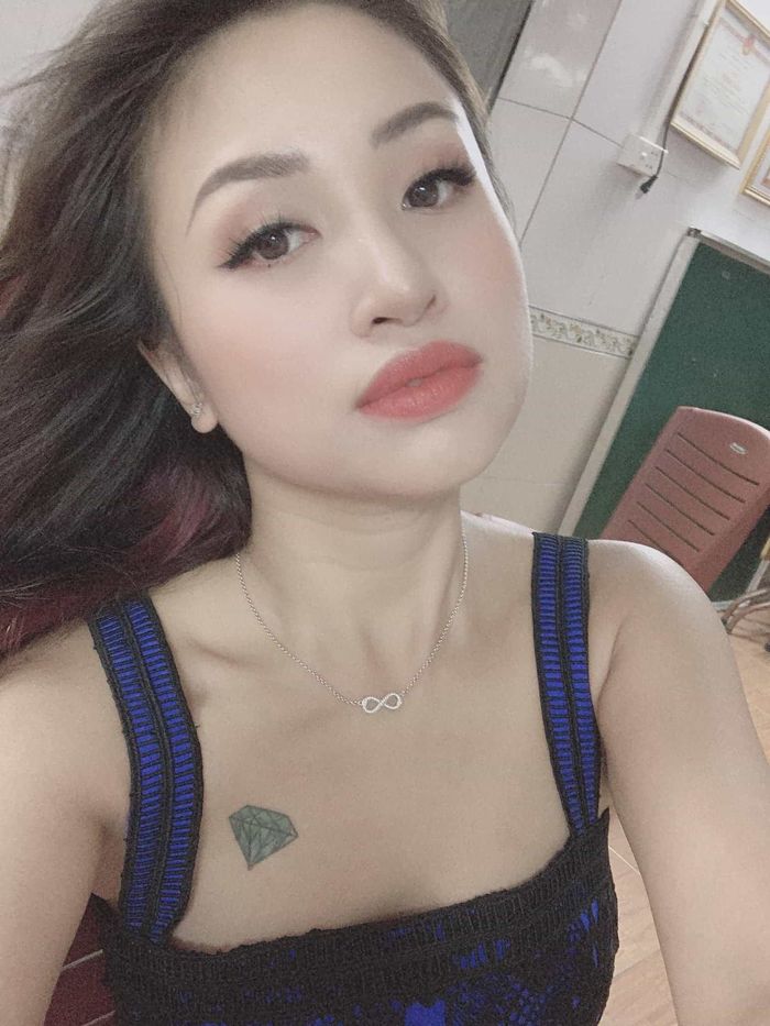 Nhóm bạn thân của Cá Sấu Chúa Quỳnh Nga đều lận đận đường tình duyên