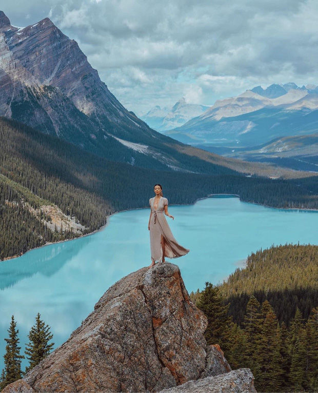 Nữ travel blogger bị vợ 2 Minh Nhựa “mượn” ảnh, quá xịn sò ở instagram