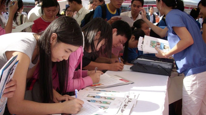 Phía sau đồng ngoại tệ, LĐXK Đài Loan cực khổ trăm bề, gia đình ly tán