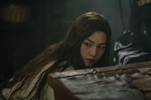 Sinh nhật đầu tiên hậu ly hôn, Song Joong Ki kém sắc đến không ngờ