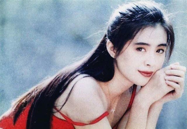 Quan Chi Lâm và các mỹ nữ là báu vật nhan sắc của showbiz Hong Kong