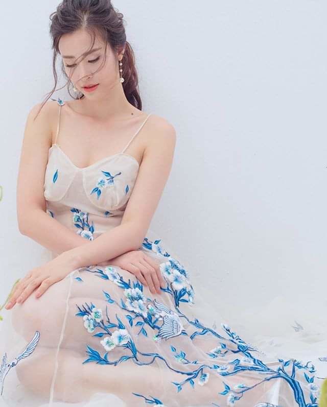 Quốc Trường cầu hôn Bảo Thanh, Sơn Tùng - Bảo Trâm lộ ảnh vi vu Nhật