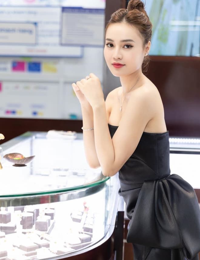 Sắc vóc top 5 Nữ diễn viên ấn tượng nhất VTV Awards