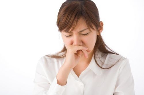 Người phụ nữ bị sán lá gan phủ kín chân, vùng nhạy cảm vì ăn cá sống