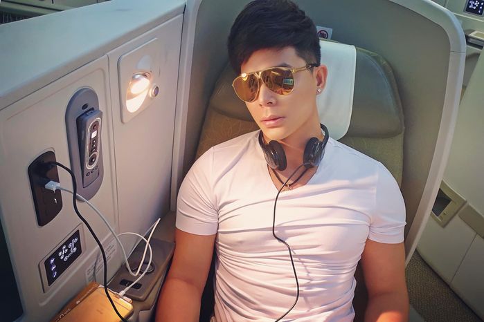 Sao nam Vbiz đọ mặt mộc: Sơn Tùng, Noo Phước Thịnh đẹp không tì vết