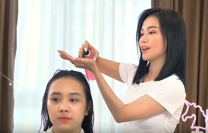 Tẩy tế bào chết cho da đầu và Phục hồi tóc hư tổn cùng Sĩ Thanh