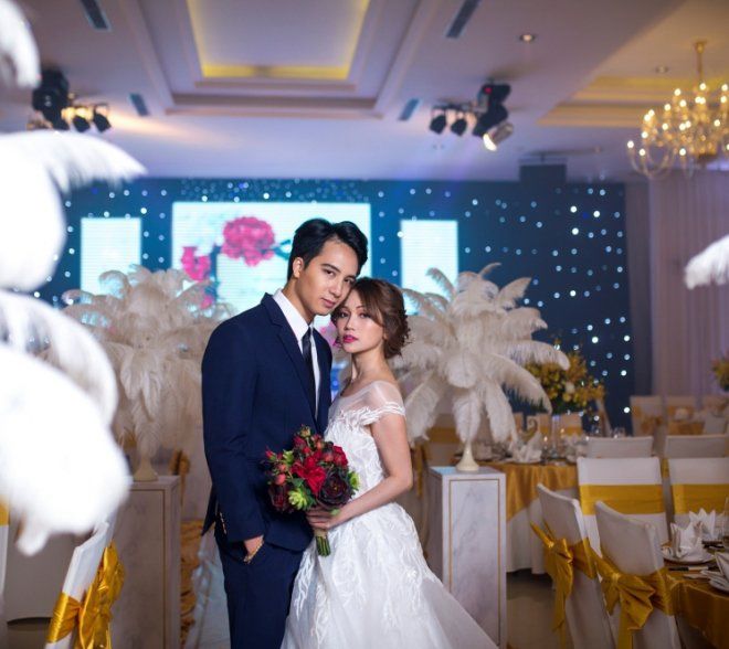 Trước Huỳnh Phương, Sĩ Thanh đã yêu nồng cháy hai mỹ nam 6 múi Vbiz
