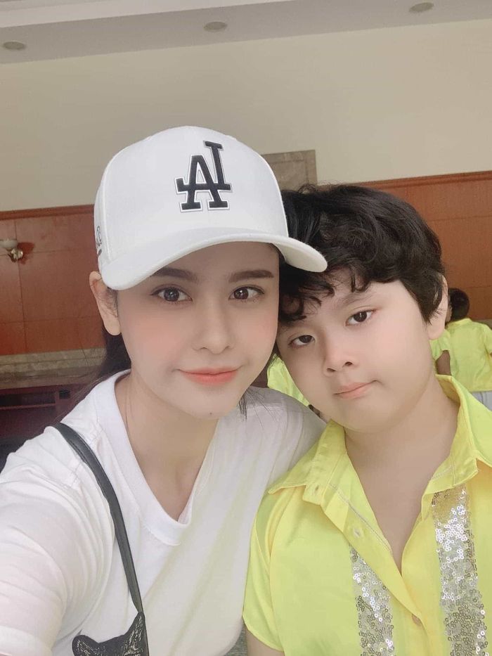 Trương Quỳnh Anh, Hà Hồ làm gì khi nghe tin chồng cũ có người mới