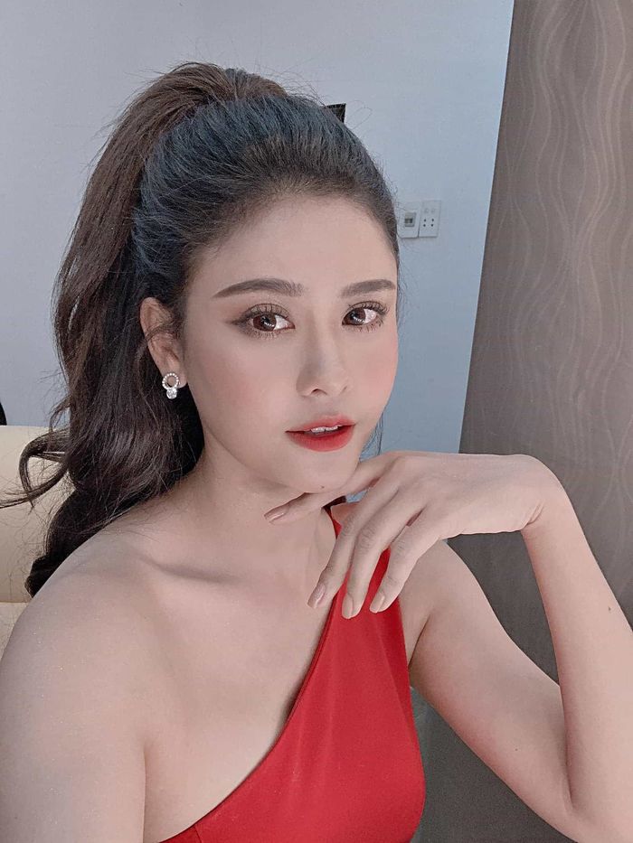 Trương Quỳnh Anh, Hà Hồ làm gì khi nghe tin chồng cũ có người mới