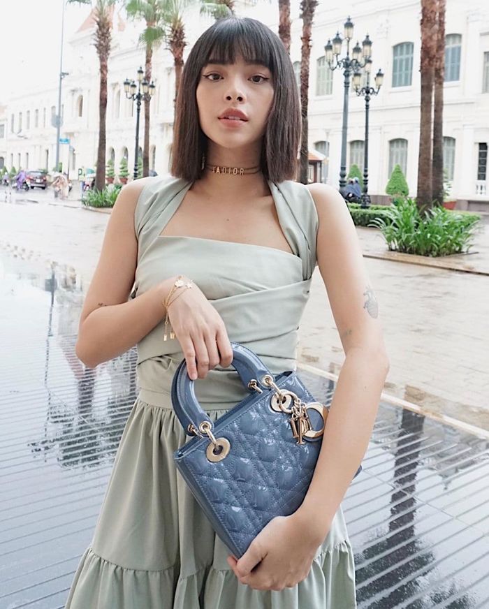 Tú Hảo, Khánh Linh cùng theo đuổi phong cách gợi cảm từ sau The Face