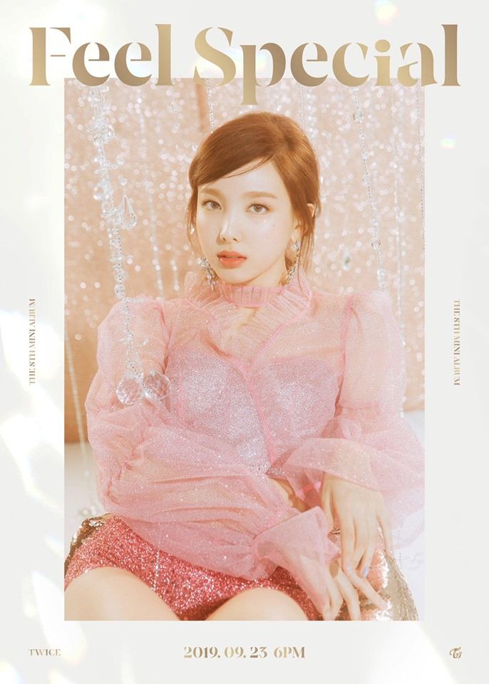 TWICE khiến fan “nín thở” với bộ ảnh lung linh hâm nóng album mới