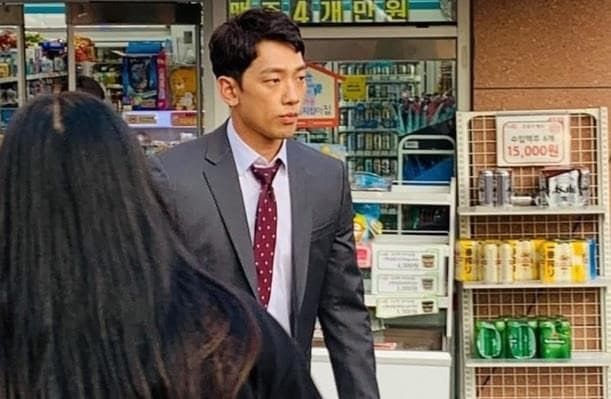 Vợ chồng Bi Rain - Kim Tae Hee hạnh phúc chào đón công chúa thứ 2
