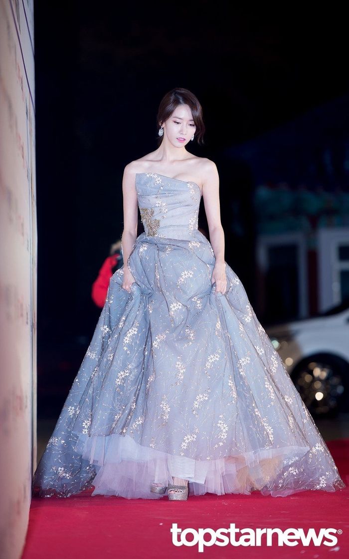 Yoona tung ảnh đẹp ngất, vậy mà tận 2 tháng nữa fan Việt mới được gặp