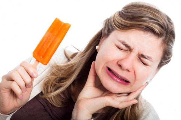 6 mẹo vặt cực hiệu quả: muốn giảm đau lưng, tay chỉ cần ngửa cổ