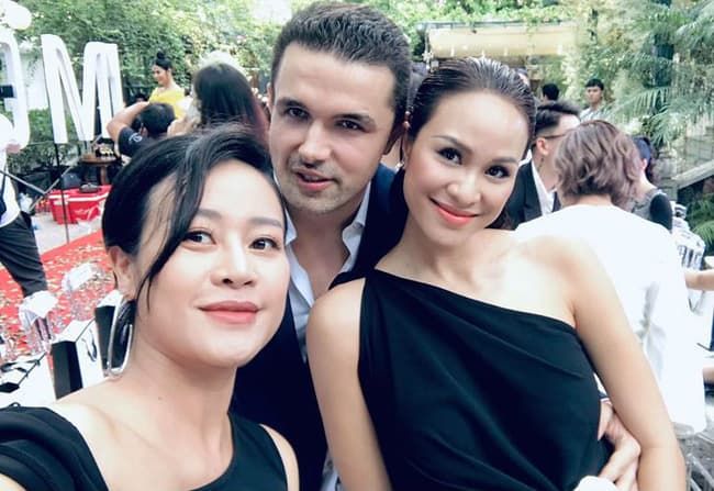 2 triệu năm phiên bản Bắp và đồng đội, H'Hen Niê bình dị ở quê nhà