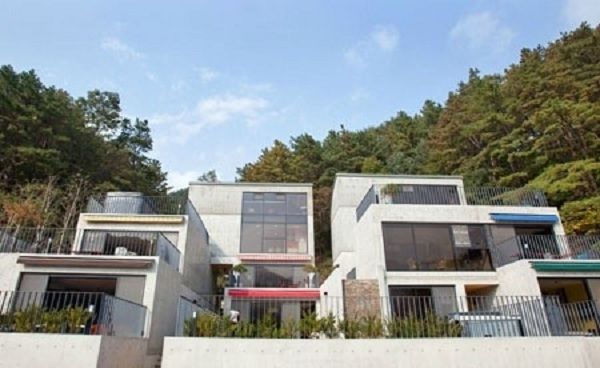 G-Dragon giữ vững danh hiệu đại gia nhất BIG BANG sau loạt bê bối