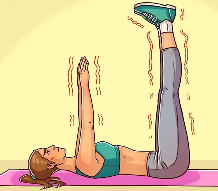 8 động tác giúp trị mất ngủ, hiệu quả nhất là đặt chân lên tường