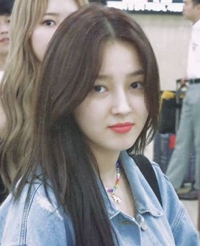 Quên YoonA, Suzy đi, nữ thần mặt mộc bây giờ phải là Jennie, Nancy