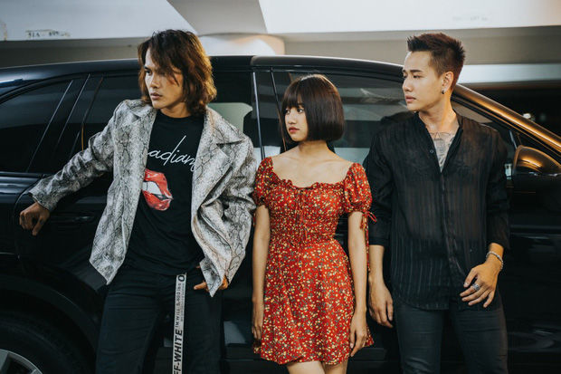 MV Là Bạn Không Thể Yêu của Lou Hoàng dẫn đầu top 1 trending YouTube