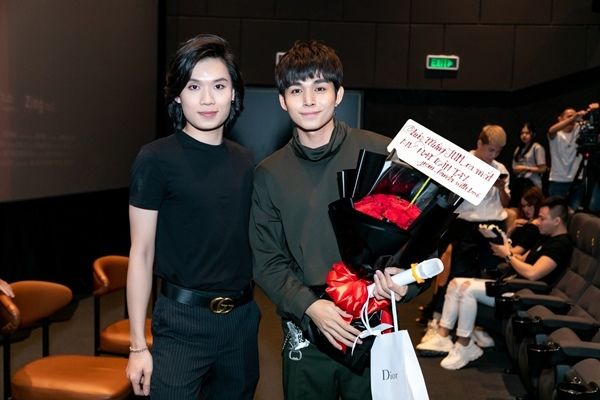 Bộ tứ thánh lầy Vbiz khẳng định: Bạn thân là phải dìm hàng