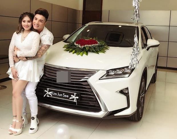 Ca sĩ hội chợ: Lý Hải, Hồ Quang Hiếu cát xê khủng, tậu nhà đẹp xế sang