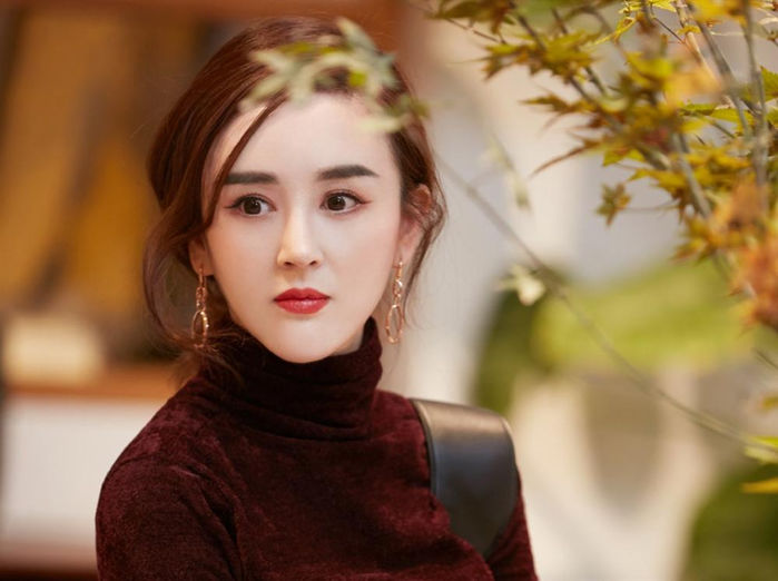 Chu Chỉ Nhược Lưu Cạnh sửa mặt đến mức khó nhận ra