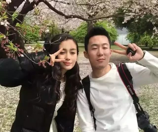 Cnet nghi Lưu Thi Thi giành hết tài nguyên của AngelaBaby