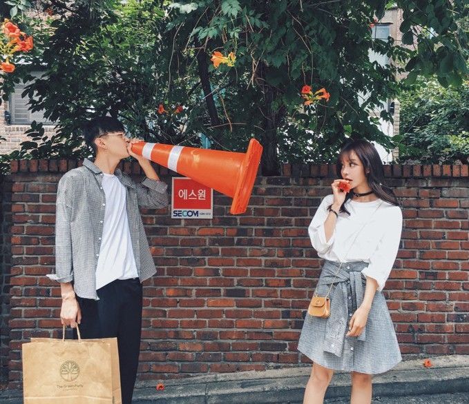 Có bạn thân là con trai, nó sẽ chẳng bao giờ xem mình là con gái