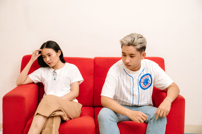 Cư xử sau li hôn: Có cần cạn tình bóc mẽ khi đã từng là của nhau