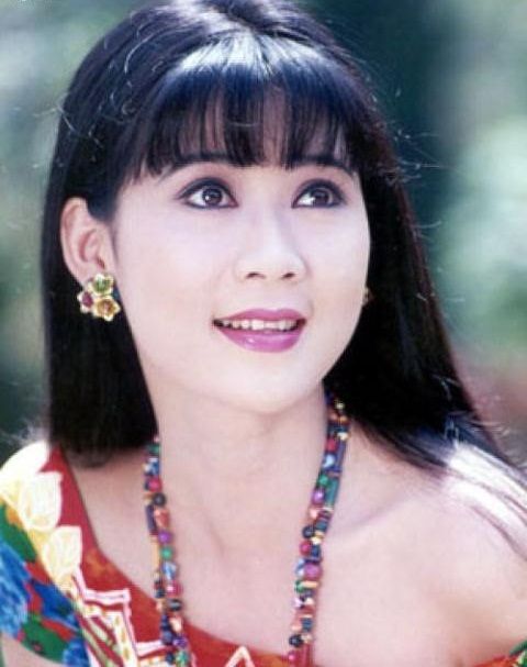 Cuộc đời thăng trầm của các ngôi sao phim “mì ăn liền” thập niên 90