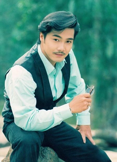 Cuộc đời thăng trầm của các ngôi sao phim “mì ăn liền” thập niên 90