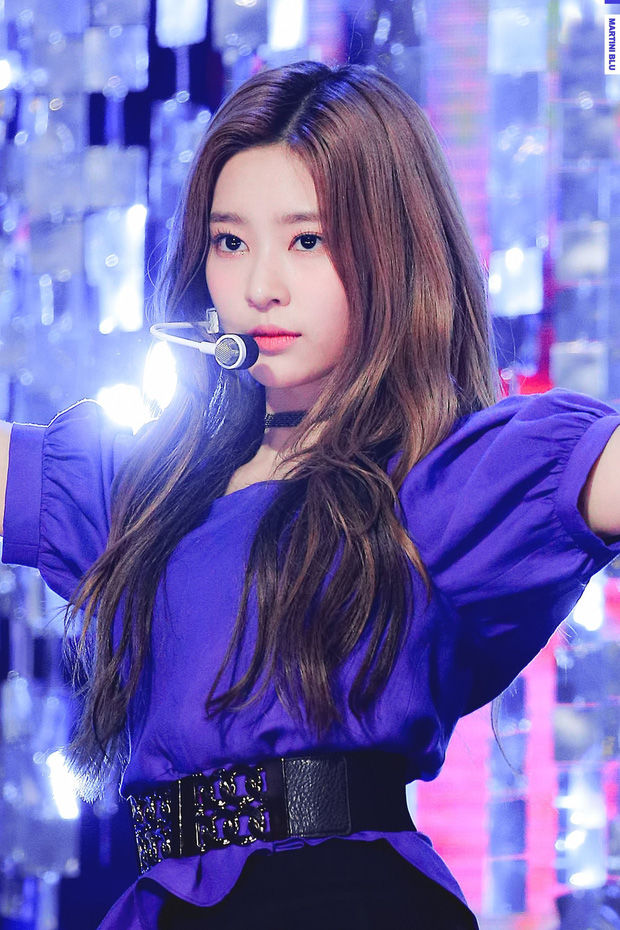 Dàn nữ idol 18 tuổi tài sắc của Kpop: Nhìn So Mi không đùa được đâu