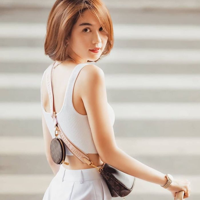 Đóng Facebook, Ngọc Trinh được cho chuẩn bị chuyện đời tư trọng đại