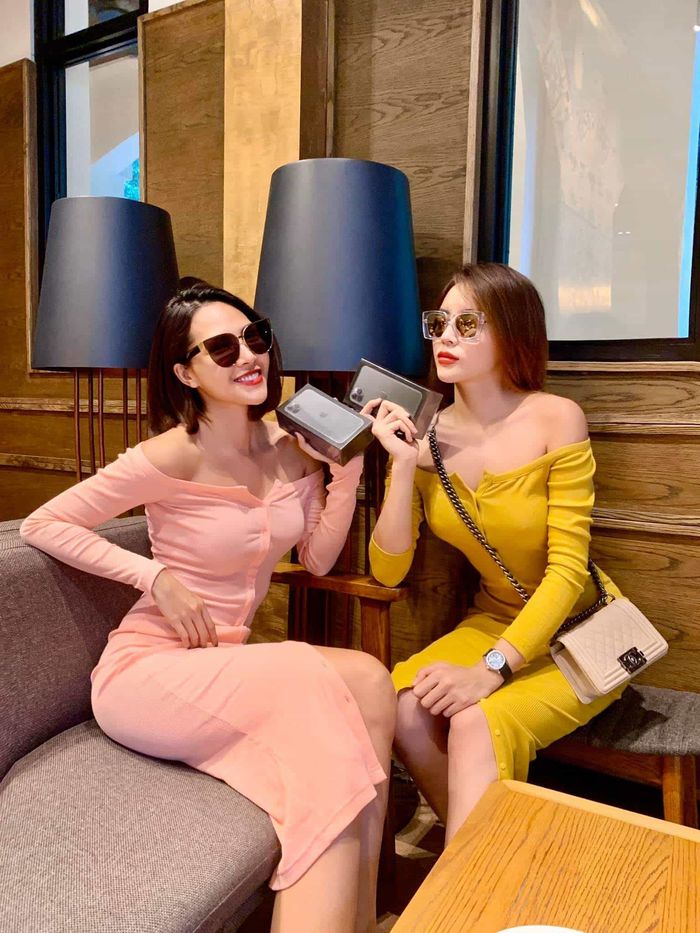 2 triệu năm phiên bản Bắp và đồng đội, H'Hen Niê bình dị ở quê nhà