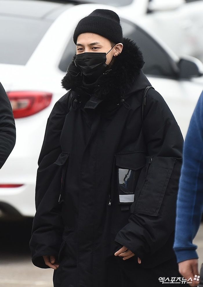 G-Dragon chuẩn bị xuất ngũ, Knet mỉa mai: “Một kỳ quân sự dễ dàng”