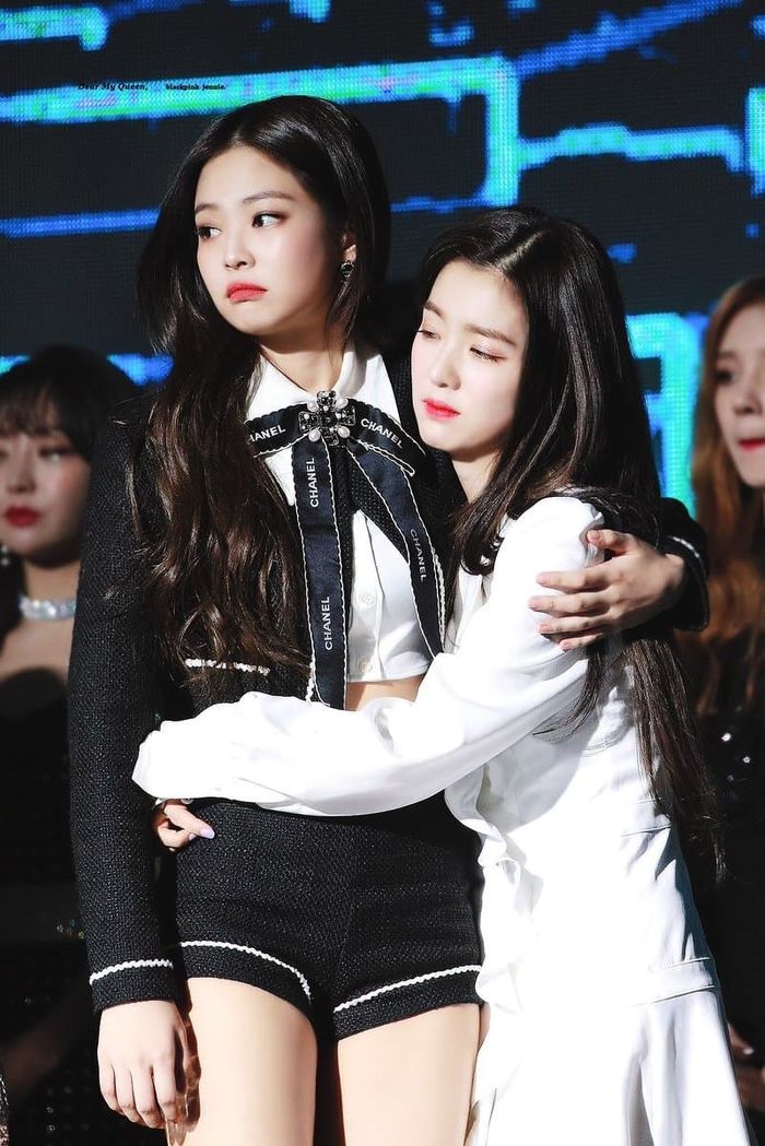Hội khuê mật đình đám Kpop, bộ đôi Irene - Jennie hiển nhiên góp mặt