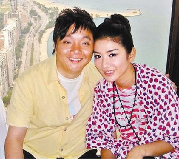 Huỳnh Dịch và dàn sao Lên nhầm kiệu hoa được chồng như ý sau 19 năm