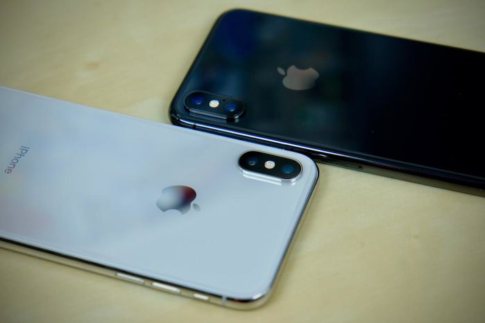 iPhone X chỉ còn 12,5 triệu đồng, CĐM rủ nhau để đến Tết mua cho rẻ