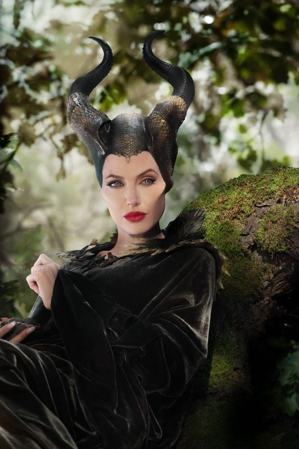 Khám phá kỹ xảo hài hước của Maleficent 2: Nhìn đôi cánh mới phũ phàng