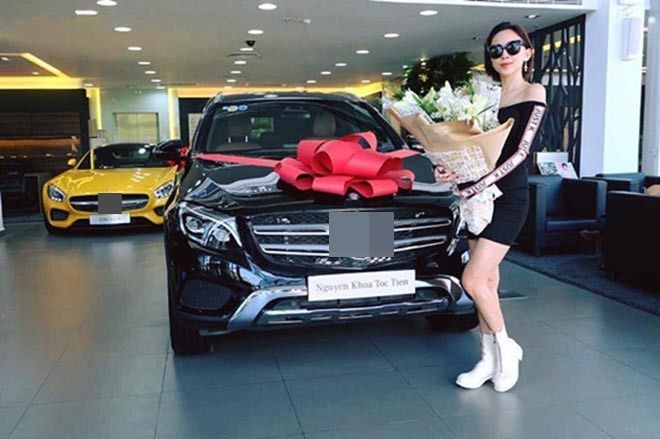 Khối tài sản của Tóc Tiên sau 5 năm về nước: Xế sang, đồ hiệu bạt ngàn