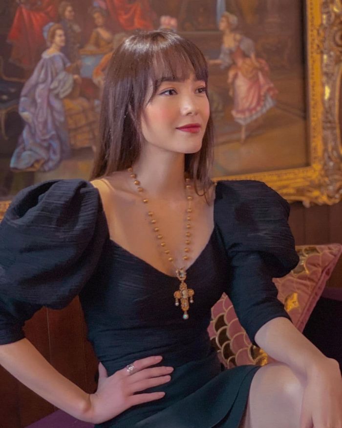 Lan Ngọc có áp đảo trong cuộc đua sao nữ có xương quai xanh đẹp nhất?