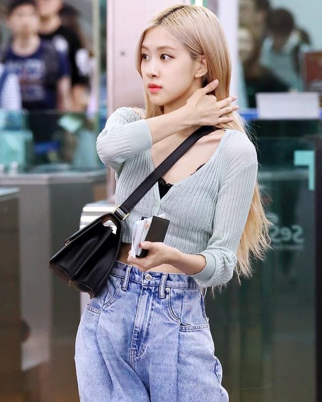 Gợi ý cách mặc cardigan xinh như sao