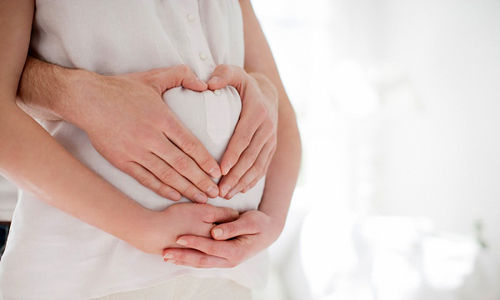 Mẹ trẻ mắc ung thư, quyết định điều trị để cứu con
